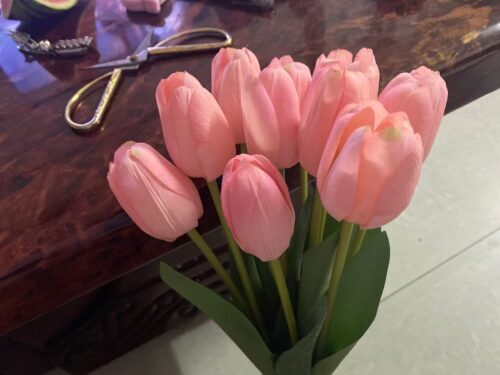High Quality Artificial Real Touch Latex Moisturizing Tulip Flower 5PCS/10PCS photo review